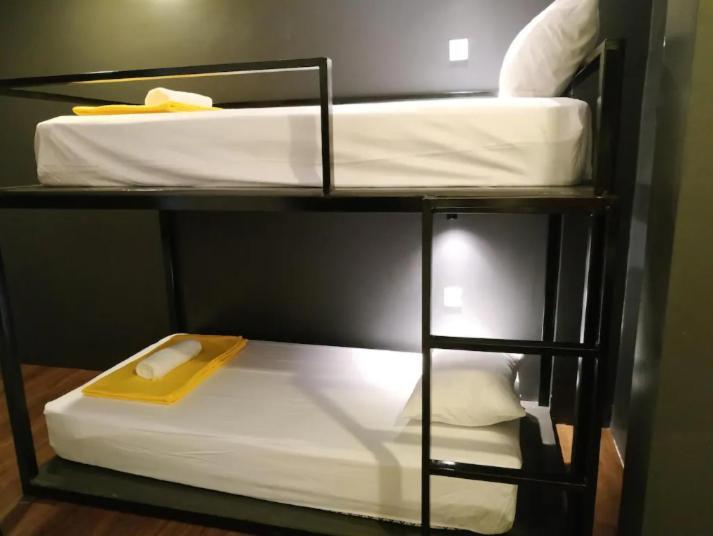 The Hive Hotel Siem Reap Luaran gambar