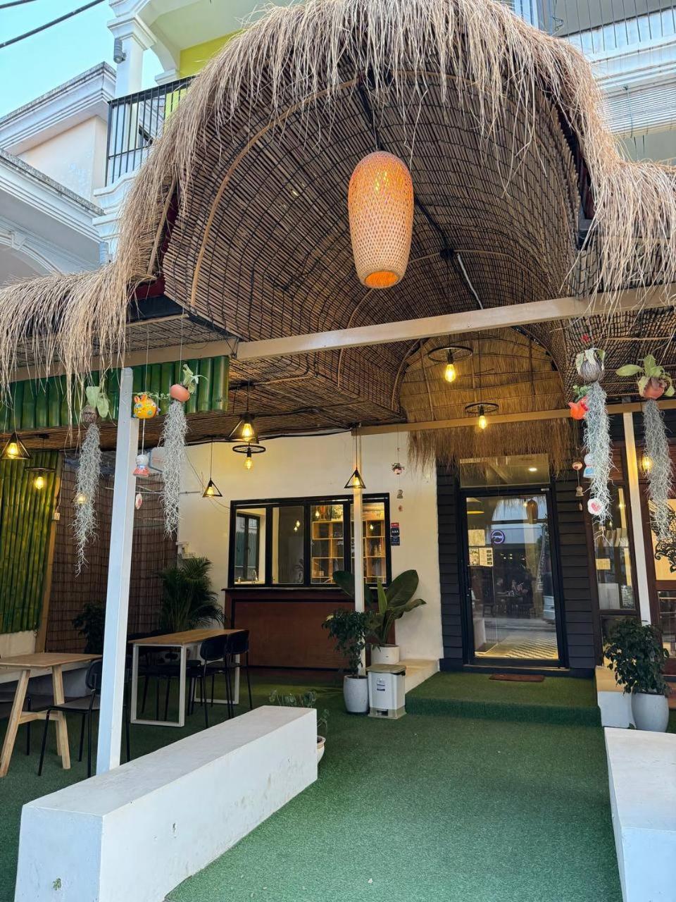 The Hive Hotel Siem Reap Luaran gambar